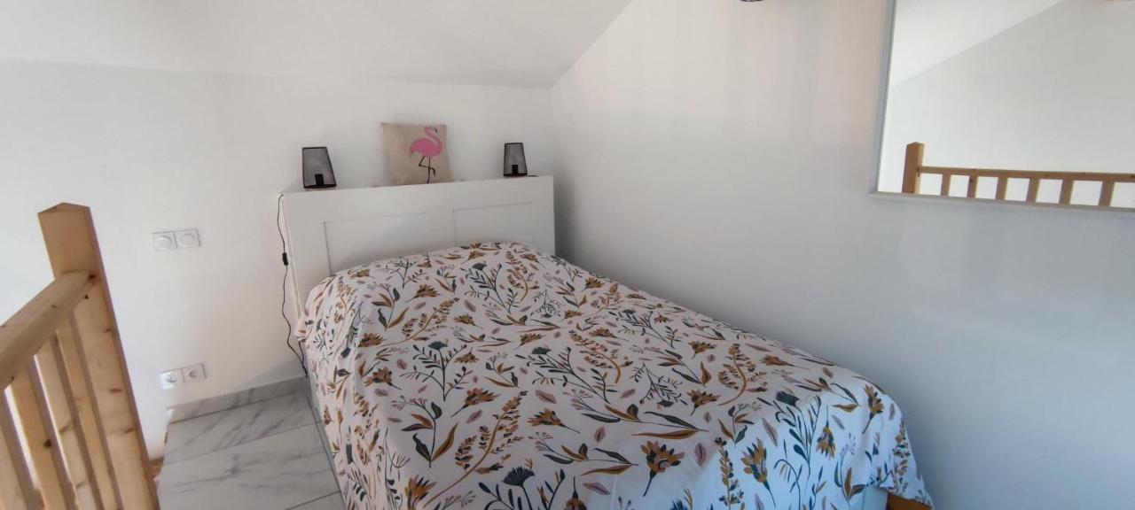 Appartement Au Coeur Des Rizieres サラン・ド・ジロー エクステリア 写真