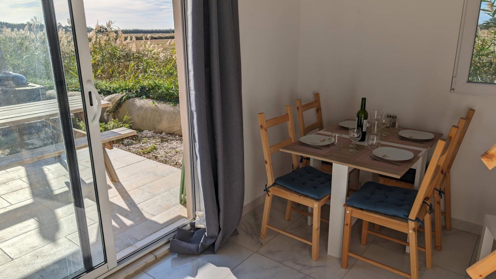 Appartement Au Coeur Des Rizieres サラン・ド・ジロー エクステリア 写真