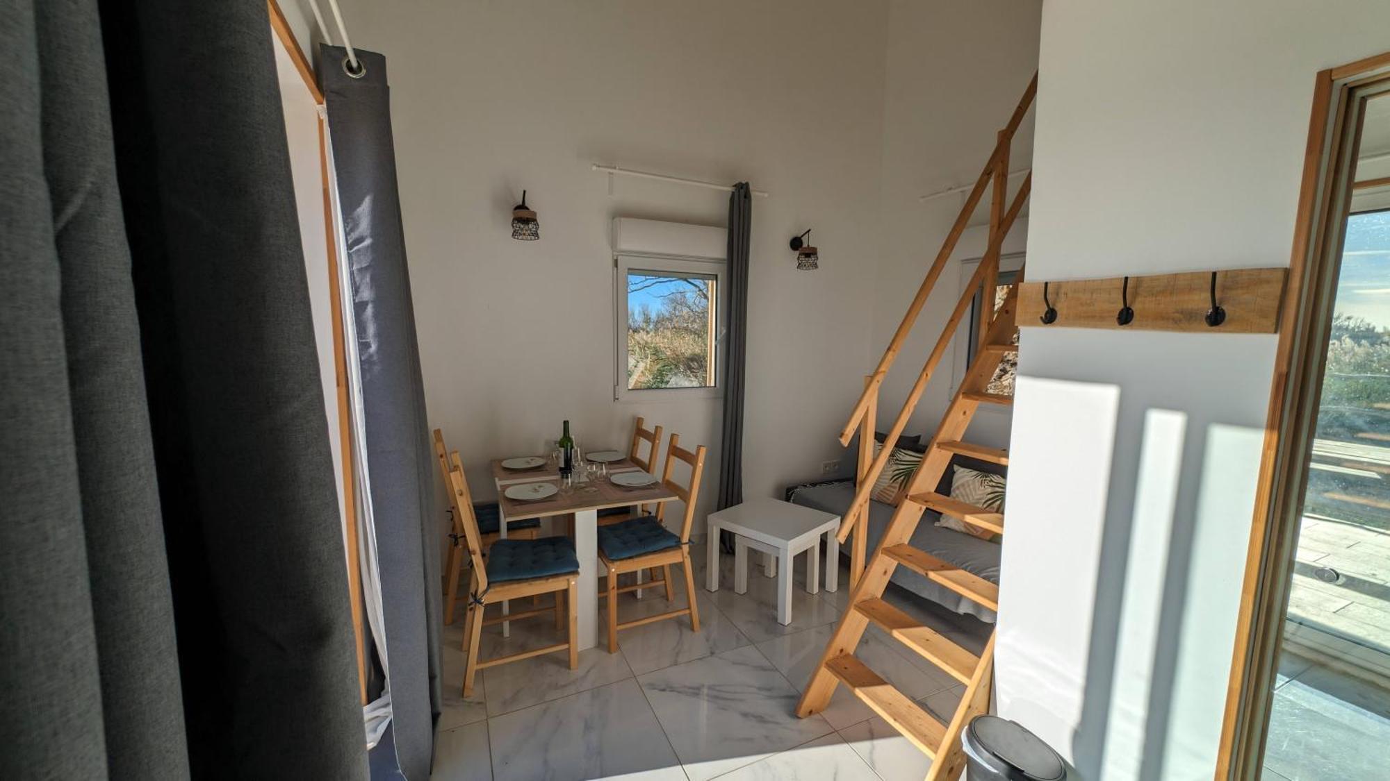 Appartement Au Coeur Des Rizieres サラン・ド・ジロー エクステリア 写真